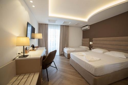 Imagen de la habitación del Hotel Grand Blue Fafa, Golem. Foto 7