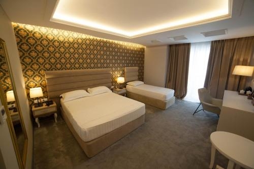 Imagen de la habitación del Hotel Grand Blue Fafa, Golem. Foto 9