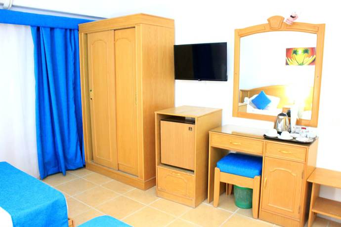 Imagen de la habitación del Hotel Grand Blue St Maria And Aqua Park. Foto 4