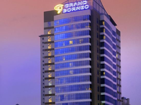 Imagen de los exteriores del Hotel Grand Borneo. Foto 11