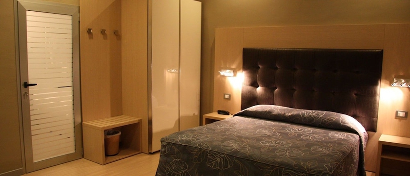 Imagen de la habitación del Hotel Grand Boston. Foto 7