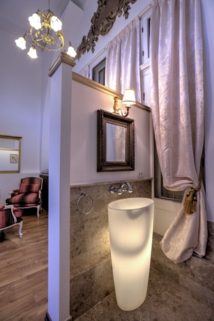 Imagen de la habitación del Hotel Grand Boutique, Bucarest. Foto 9