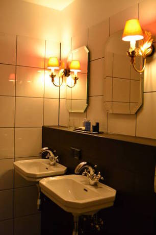 Imagen de la habitación del Hotel Grand Boutique Huis Vermeer. Foto 16