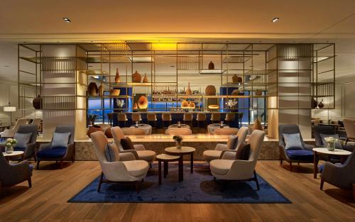 Imagen del bar/restaurante del Hotel Grand Brioni Pula A Radisson Collection. Foto 12