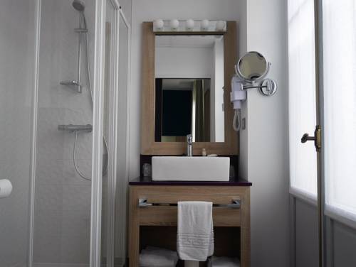 Imagen de la habitación del Hotel Grand Brive. Foto 6