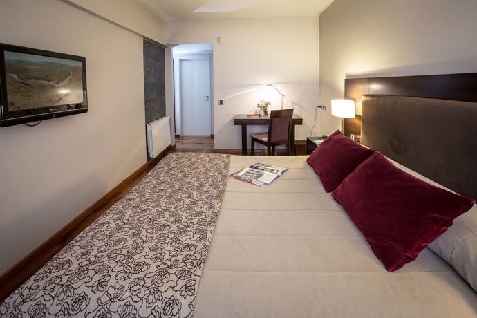 Imagen de la habitación del Hotel Grand Brizo Comahue. Foto 4