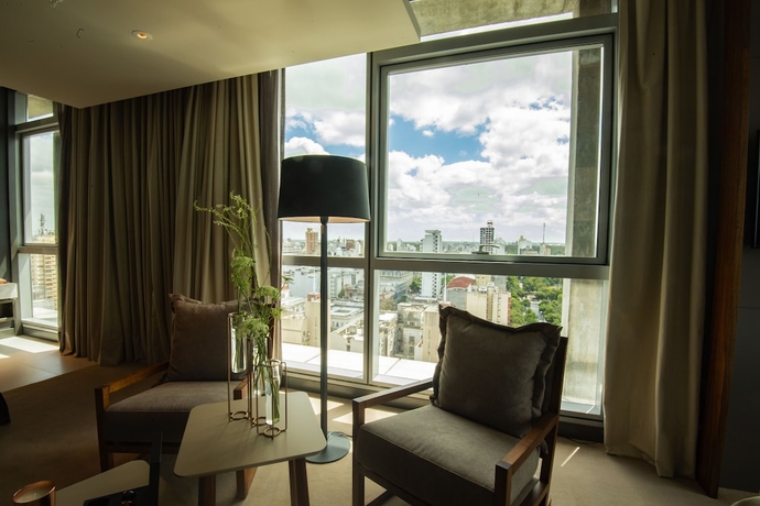 Imagen de la habitación del Hotel Grand Brizo La Plata. Foto 16