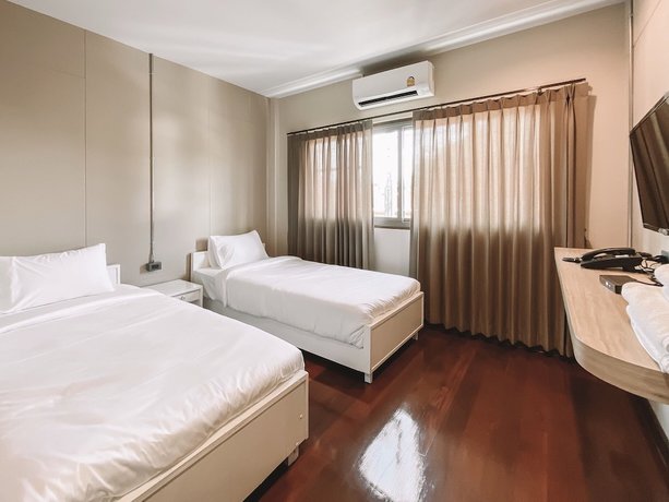 Imagen de la habitación del Hotel Grand Buriram. Foto 2