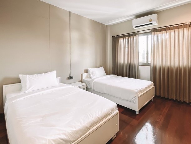 Imagen de la habitación del Hotel Grand Buriram. Foto 4