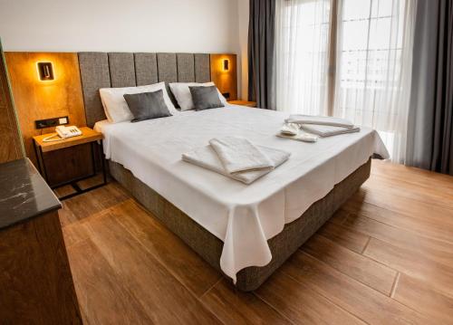 Imagen general del Hotel Grand Business. Foto 8