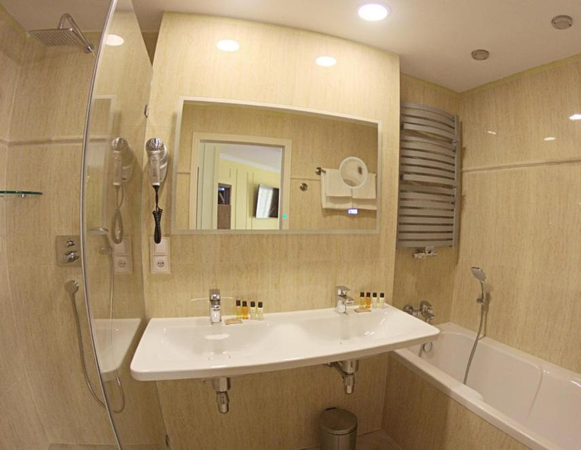 Imagen general del Hotel Grand, CZESTOCHOWA. Foto 10