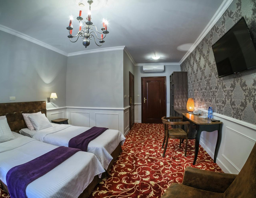 Imagen general del Hotel Grand, CZESTOCHOWA. Foto 19