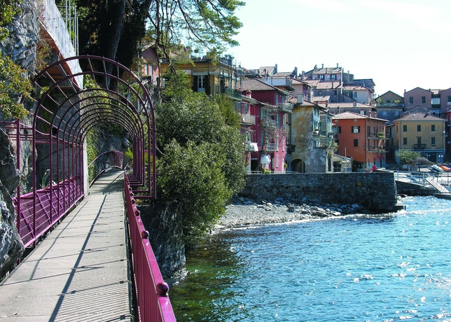 Imagen de los exteriores del Hotel Grand Cadenabbia. Foto 6