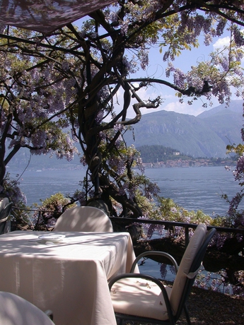 Imagen del bar/restaurante del Hotel Grand Cadenabbia. Foto 2