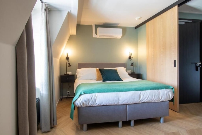 Imagen de la habitación del Hotel Grand Cafe van der Meer. Foto 5