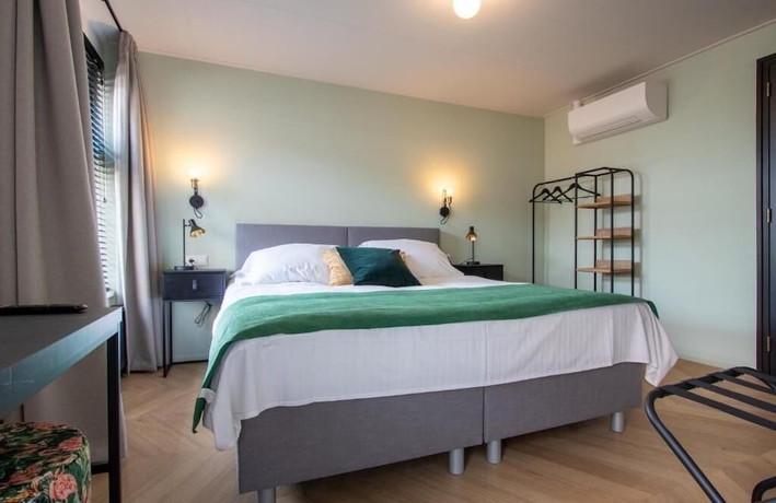 Imagen de la habitación del Hotel Grand Cafe van der Meer. Foto 10