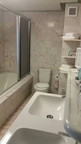 Imagen de la habitación del Hotel Grand Caf&eacute; Heeren Van Noortwyck. Foto 4