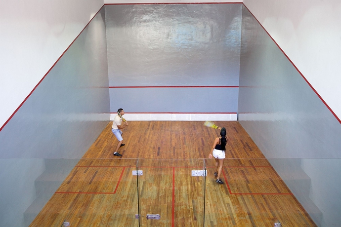 Imagen de los exteriores del Hotel Grand Callao. Foto 7