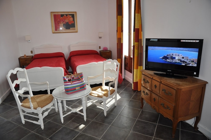 Imagen de la habitación del Hotel Grand, Calvi. Foto 12