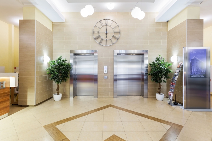 Imagen de los interiores del Hotel Grand Canyon. Foto 16