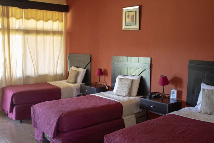 Imagen de la habitación del Hotel Grand Caporal. Foto 10