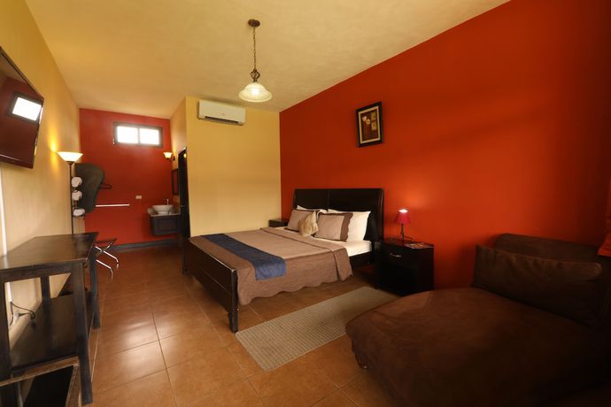 Imagen de la habitación del Hotel Grand Caporal. Foto 13