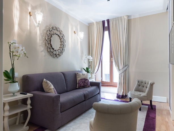 Imagen de los interiores del Hotel Grand Cavour. Foto 7