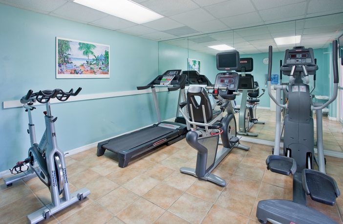 Imagen de los interiores del Hotel Grand Caymanian Resort. Foto 18