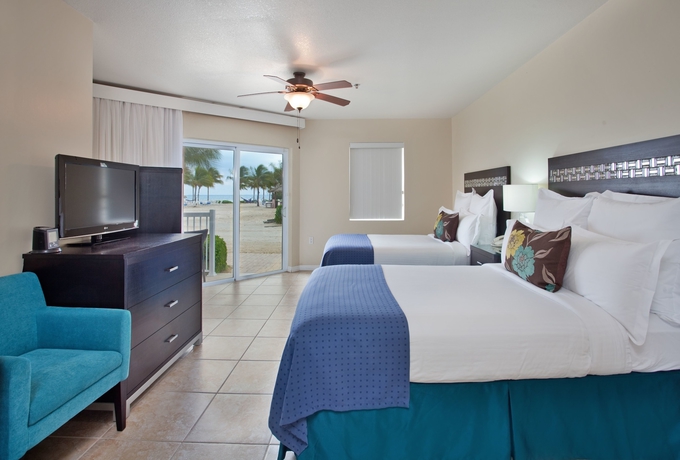 Imagen de la habitación del Hotel Grand Caymanian Resort. Foto 4