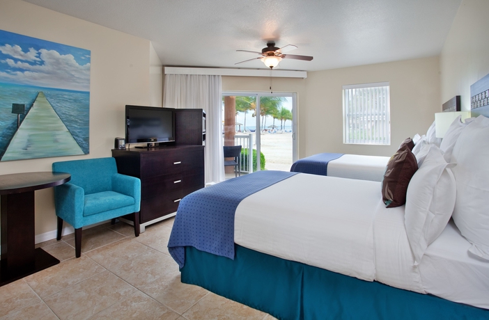 Imagen de la habitación del Hotel Grand Caymanian Resort. Foto 5