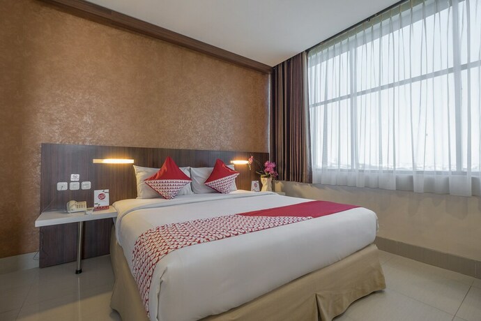 Imagen de la habitación del Hotel Grand Celino. Foto 11