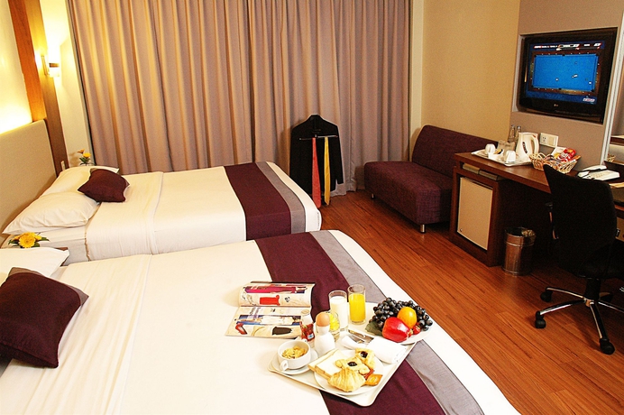Imagen de la habitación del Hotel Grand Cemara. Foto 5
