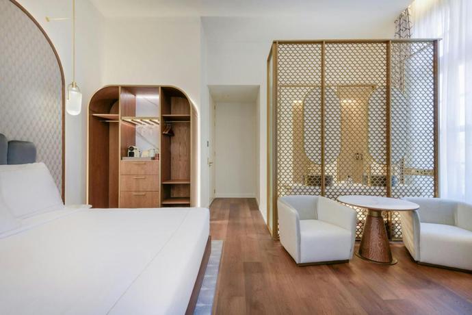 Imagen de la habitación del Hotel Grand Centenari, Valencia, Autograph Collection. Foto 12