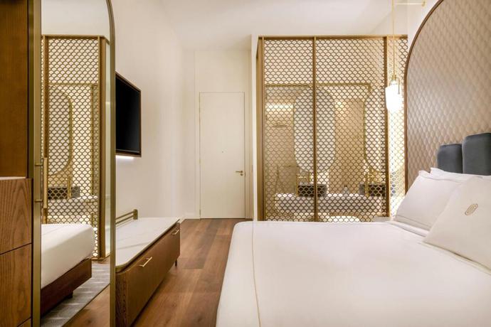 Imagen de la habitación del Hotel Grand Centenari, Valencia, Autograph Collection. Foto 13