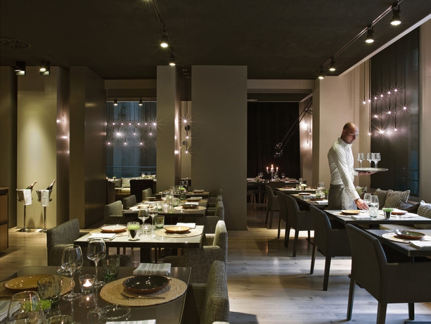 Imagen del bar/restaurante del Hotel Grand Central, Barrio G&oacute;tico. Foto 3