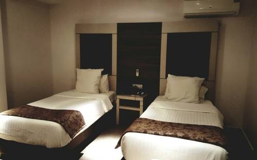 Imagen de la habitación del Hotel Grand Central, Conakry. Foto 3