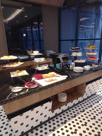 Imagen del bar/restaurante del Hotel Grand Central Premier. Foto 5