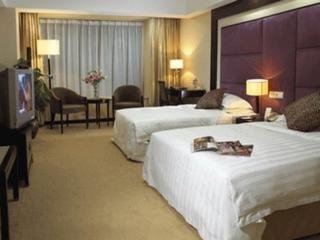 Imagen de la habitación del Hotel Grand Century. Foto 3