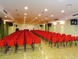 Imagen de los interiores del Hotel Grand Cervia. Foto 6