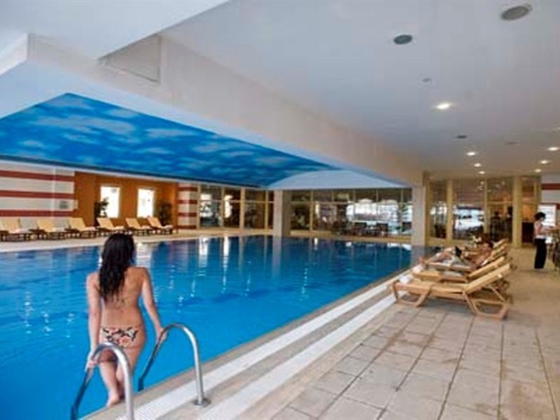 Imagen general del Hotel Grand Cevahir. Foto 5