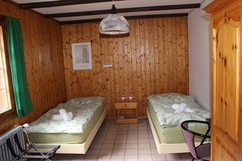 Imagen general del Hotel Grand Chalet De La Poste Restaurants Et Bars. Foto 2