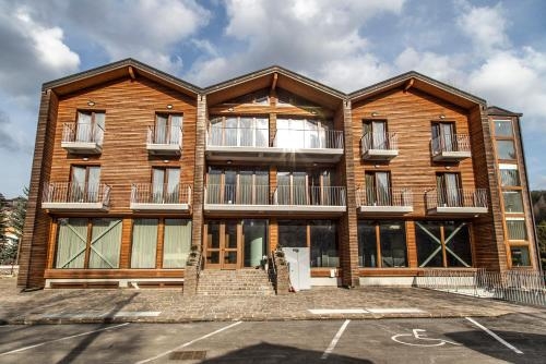 Imagen general del Hotel Grand Chalet Delle Rocche. Foto 2