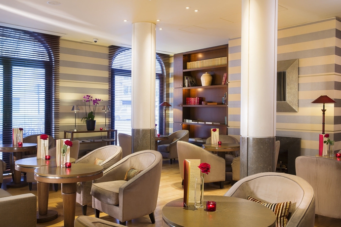 Imagen de los interiores del Hotel Grand Champs-Élysées. Foto 15