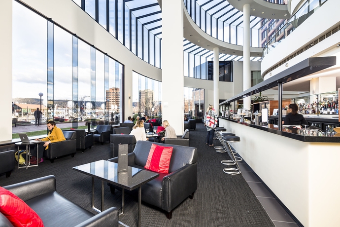 Imagen de los interiores del Hotel Grand Chancellor Hobart. Foto 14