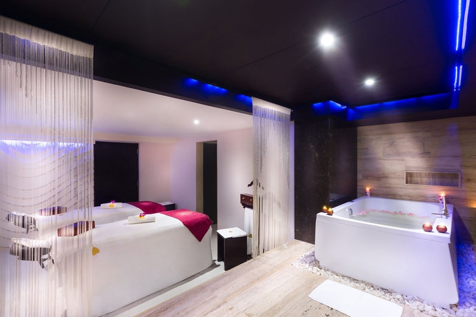 Imagen de los interiores del Hotel Grand Chennai By Grt Hotels. Foto 12