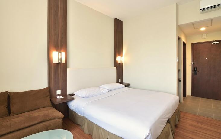 Imagen general del Hotel Grand Cikarang. Foto 7