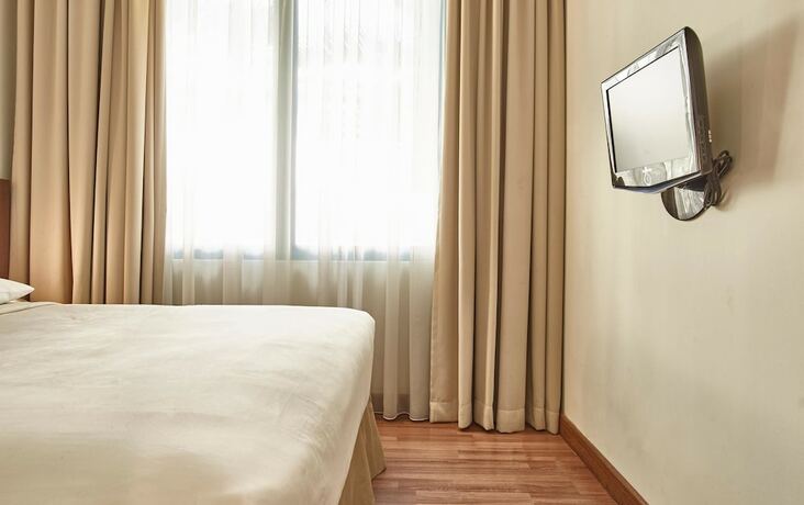 Imagen de la habitación del Hotel Grand Cikarang. Foto 23