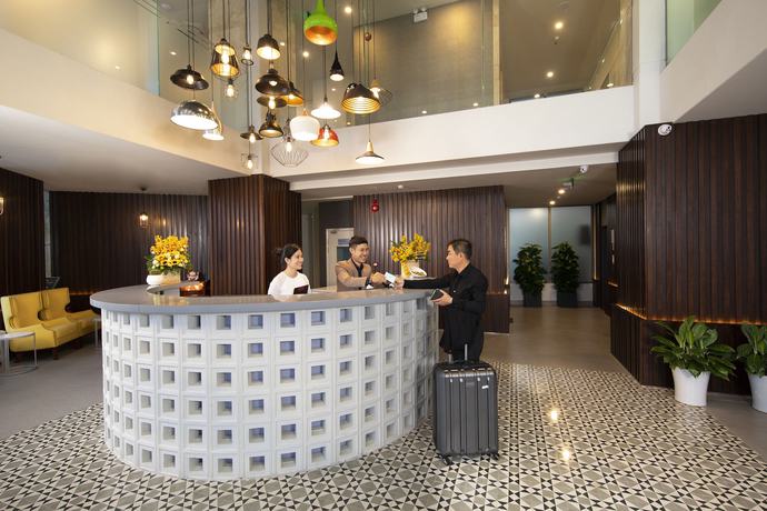 Imagen de los interiores del Hotel Grand Citiview Da Nang. Foto 13