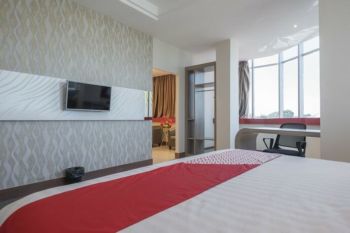 Imagen de la habitación del Hotel Grand Citra Makassar. Foto 4