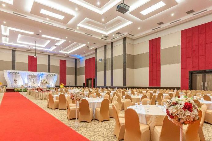 Imagen general del Hotel Grand City Hotel and Convention Makas. Foto 12